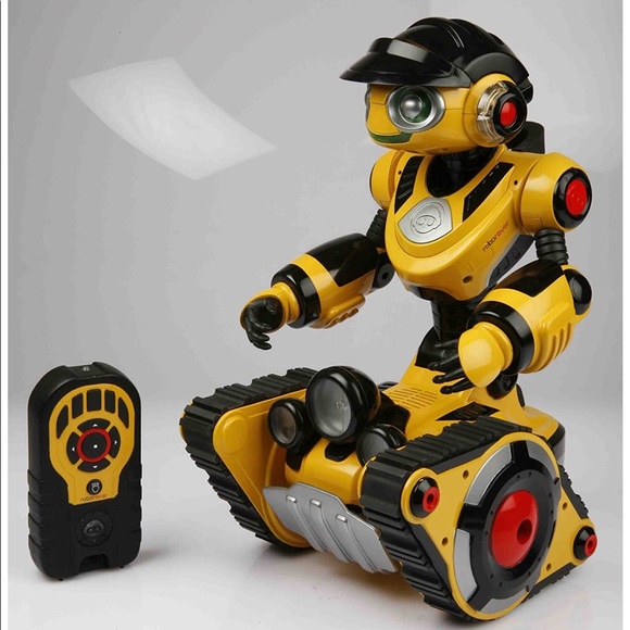 WOWWEE 8405 ROBOROVER REMOTE CONTROL ROBOT - Picture 2 of 2